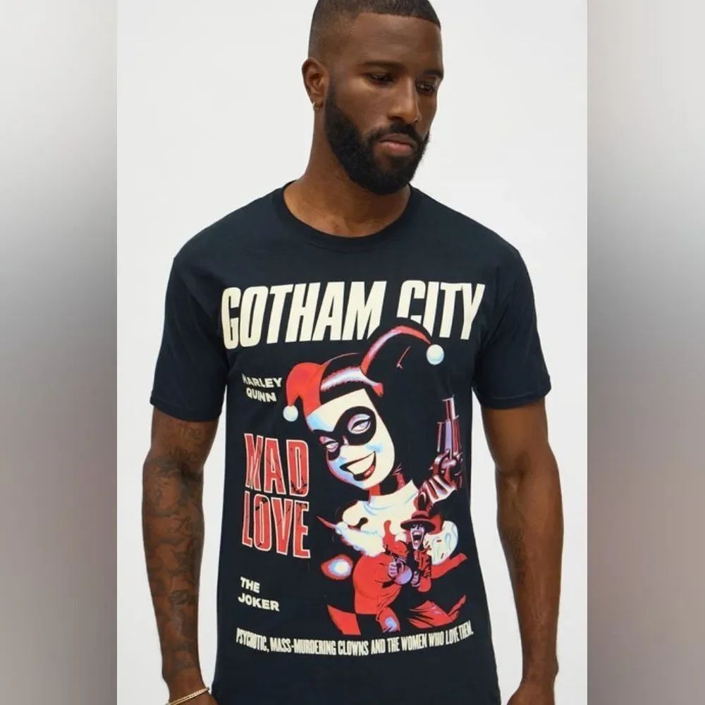 DC Gotham City Harley Quinn Mad Love Graphic Tee
